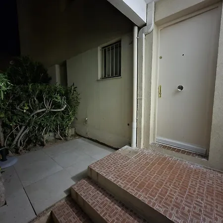 Frejusqua La Appartement